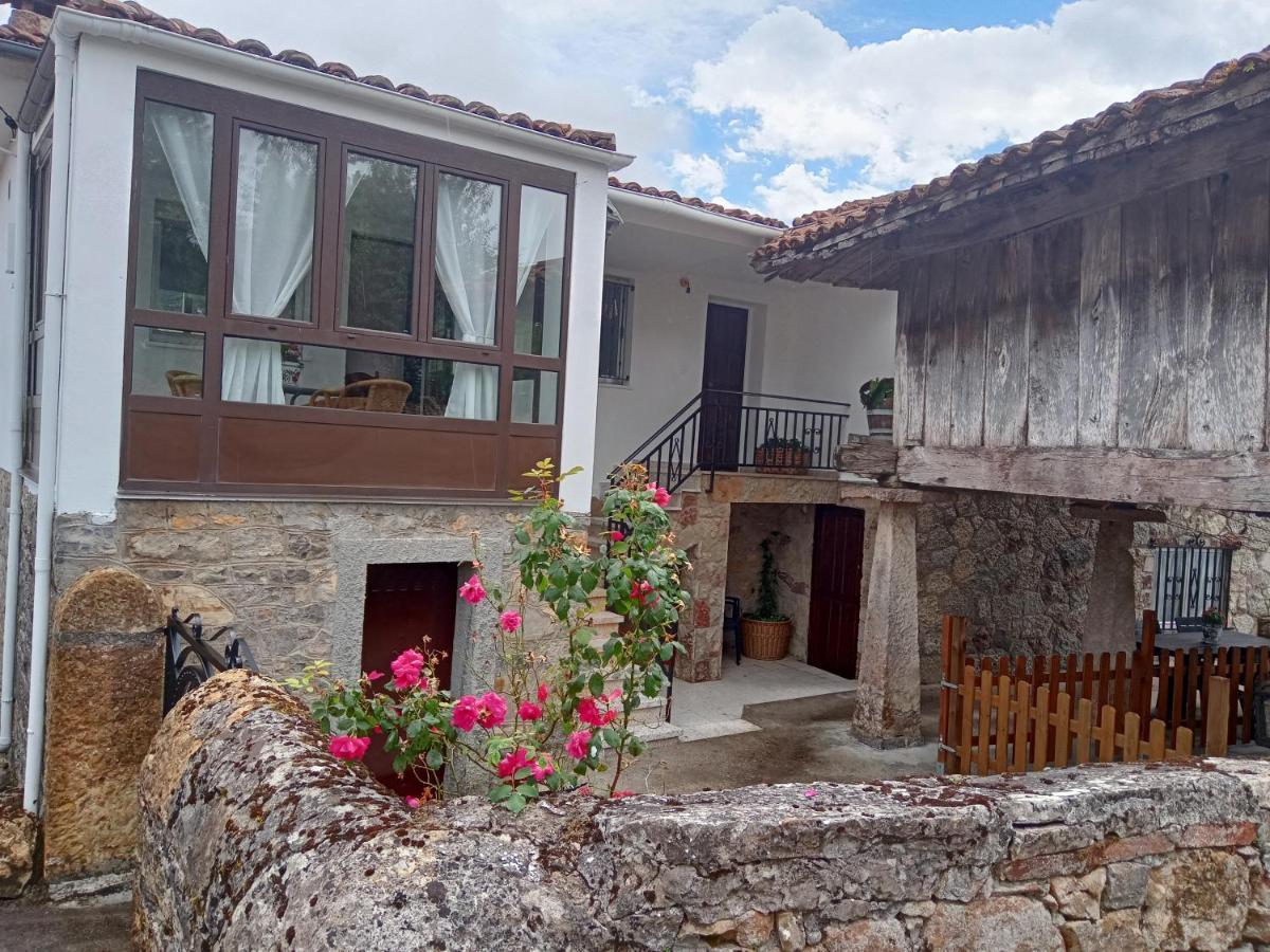 Casa La Cruz A 2Km De Onís 外观 照片