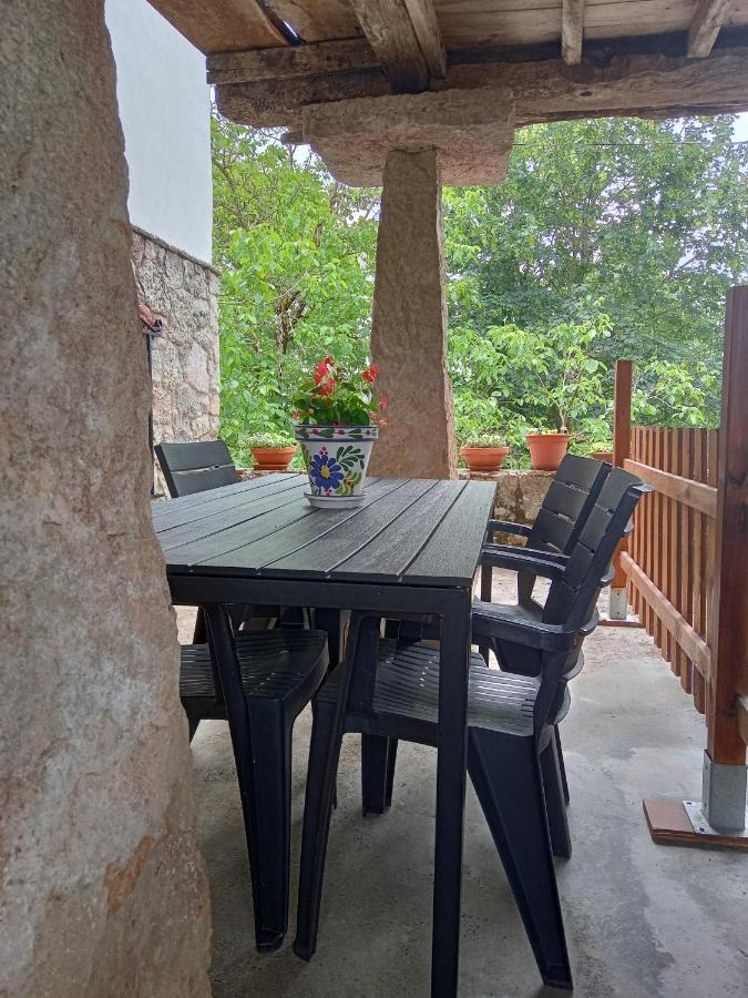 Casa La Cruz A 2Km De Onís 外观 照片